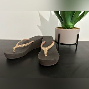 Sanuk brown wedge sandals, size 8